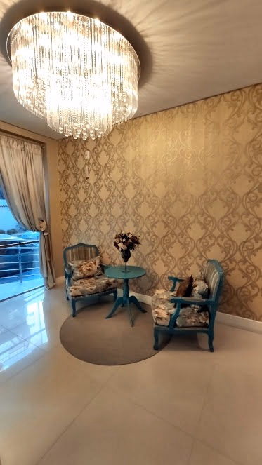 Apartamento mobiliado no Grand Palazzo a venda em Meia Praia, Itapema