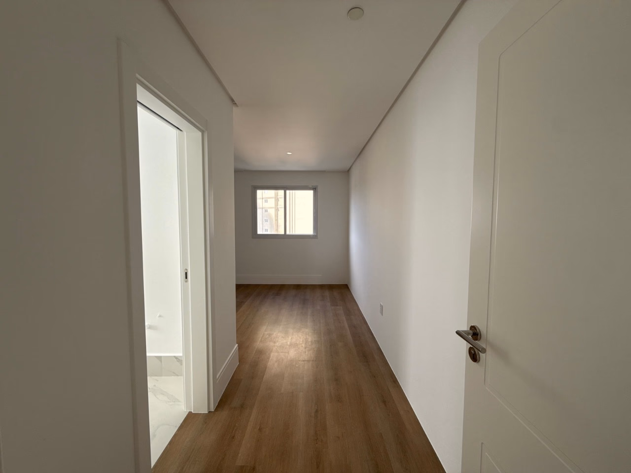 Apartamento 4 suítes em Centro — Centro, Itapema