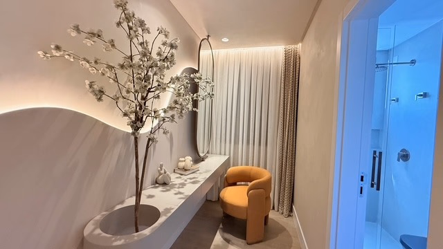 Apartamento 4 suítes em Meia Praia — Meia Praia, Itapema
