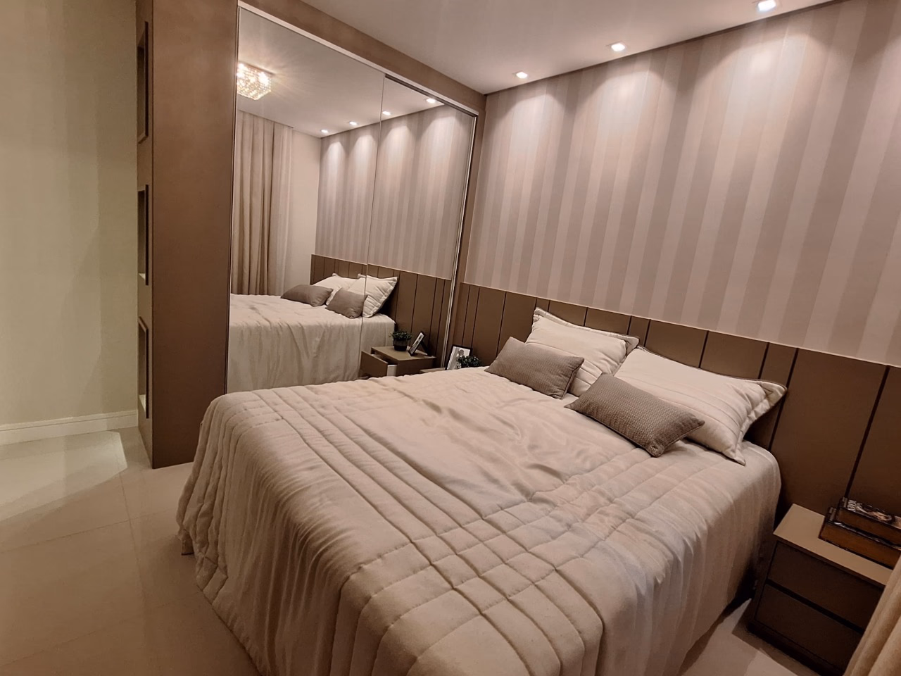 Apartamento 3 suítes em Meia Praia — Meia Praia, Itapema