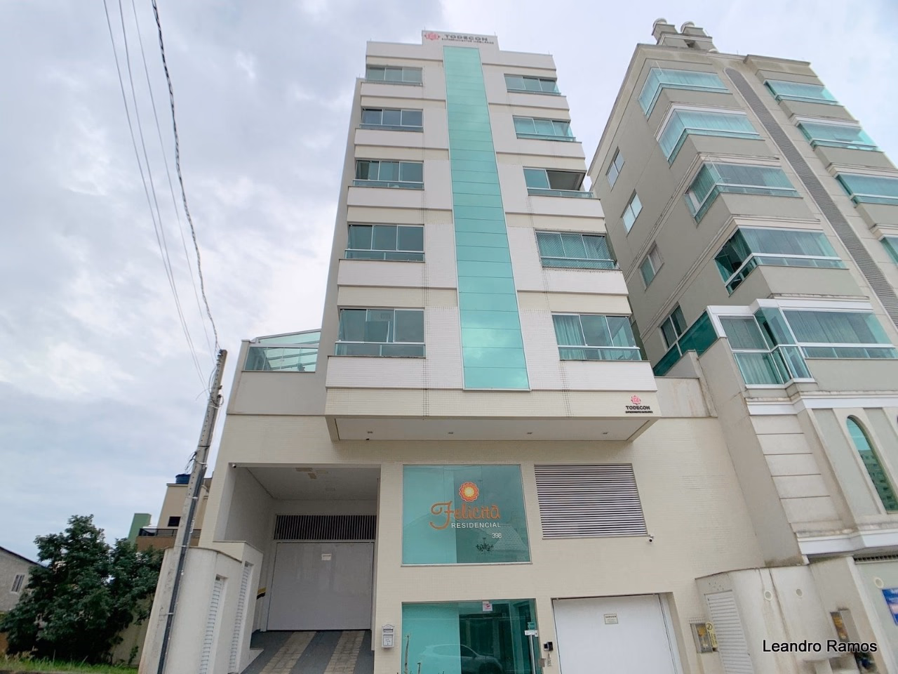 Felicita Residencial — Meia Praia