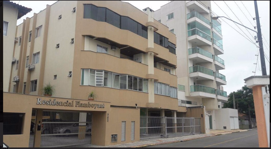 Flamboyant Residence — Meia Praia