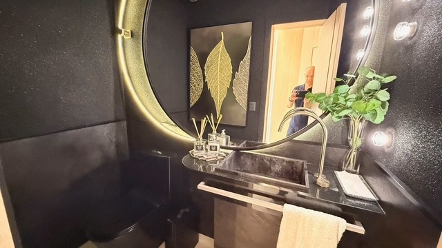 Apartamento 4 suítes em Meia Praia — Meia Praia, Itapema