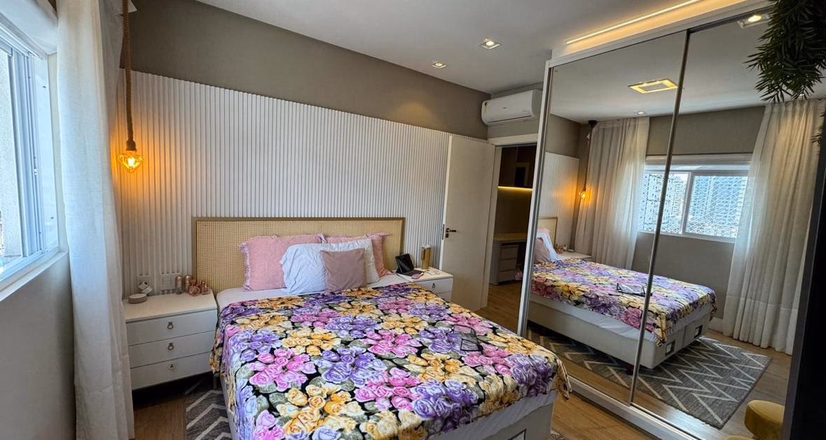 Apartamento 4 suítes em Meia Praia — Meia Praia, Itapema