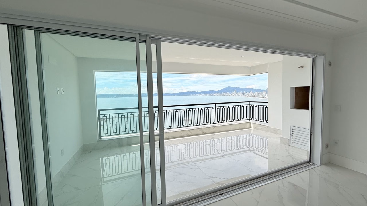 Apartamento 4 suítes em Canto da Praia — Canto da Praia, Itapema