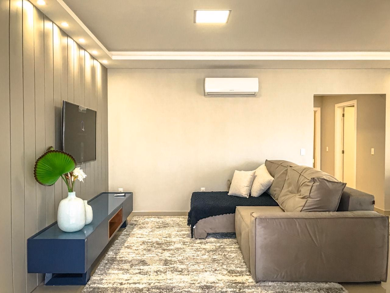 Apartamento 4 suítes em Meia Praia — Meia Praia, Itapema