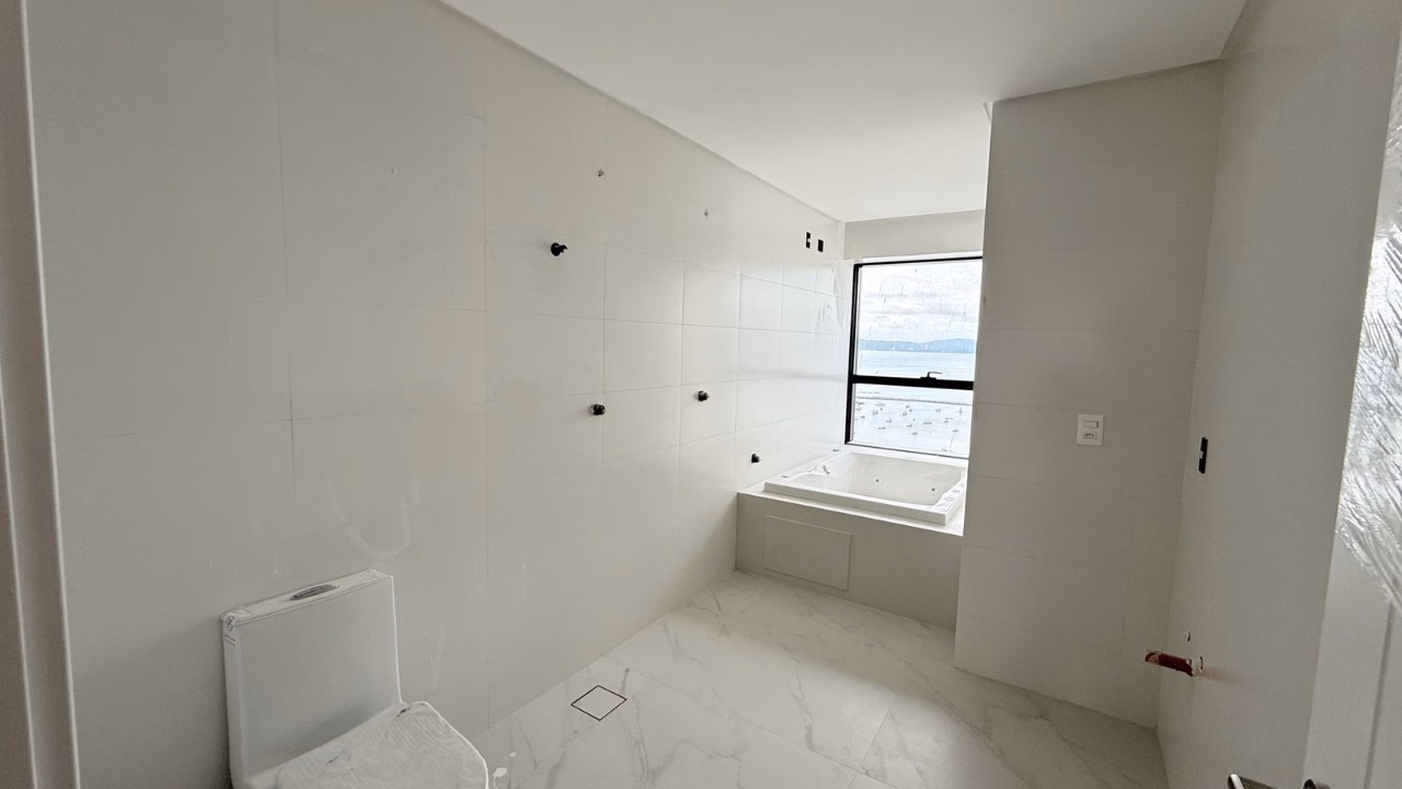 Apartamento 4 suítes em Centro — Centro, Itapema