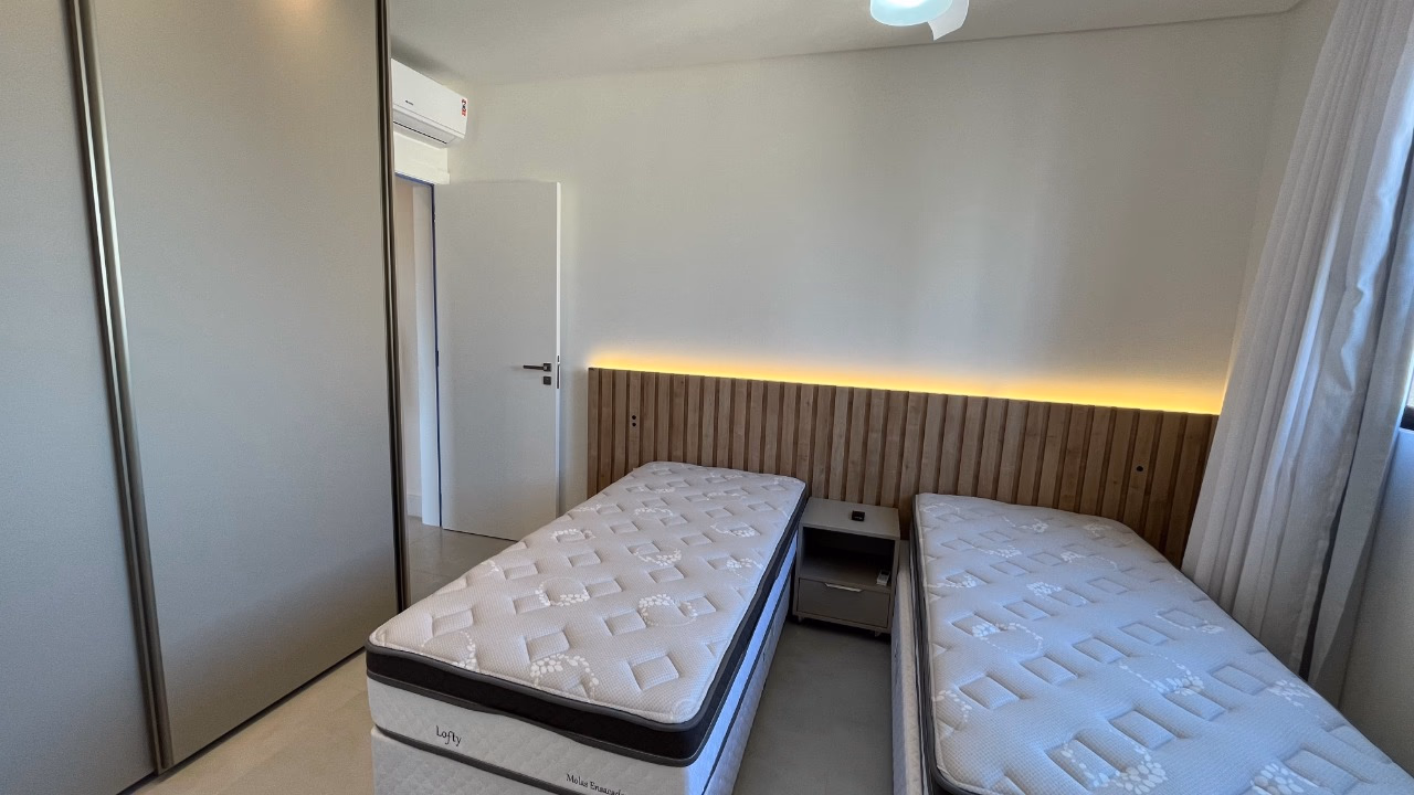 Apartamento 4 suítes em Meia Praia — Meia Praia, Itapema