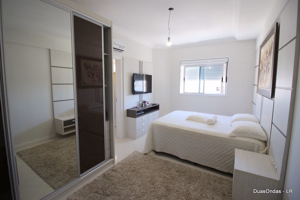 Apartamento 3 suítes em Meia Praia — Meia Praia, Itapema