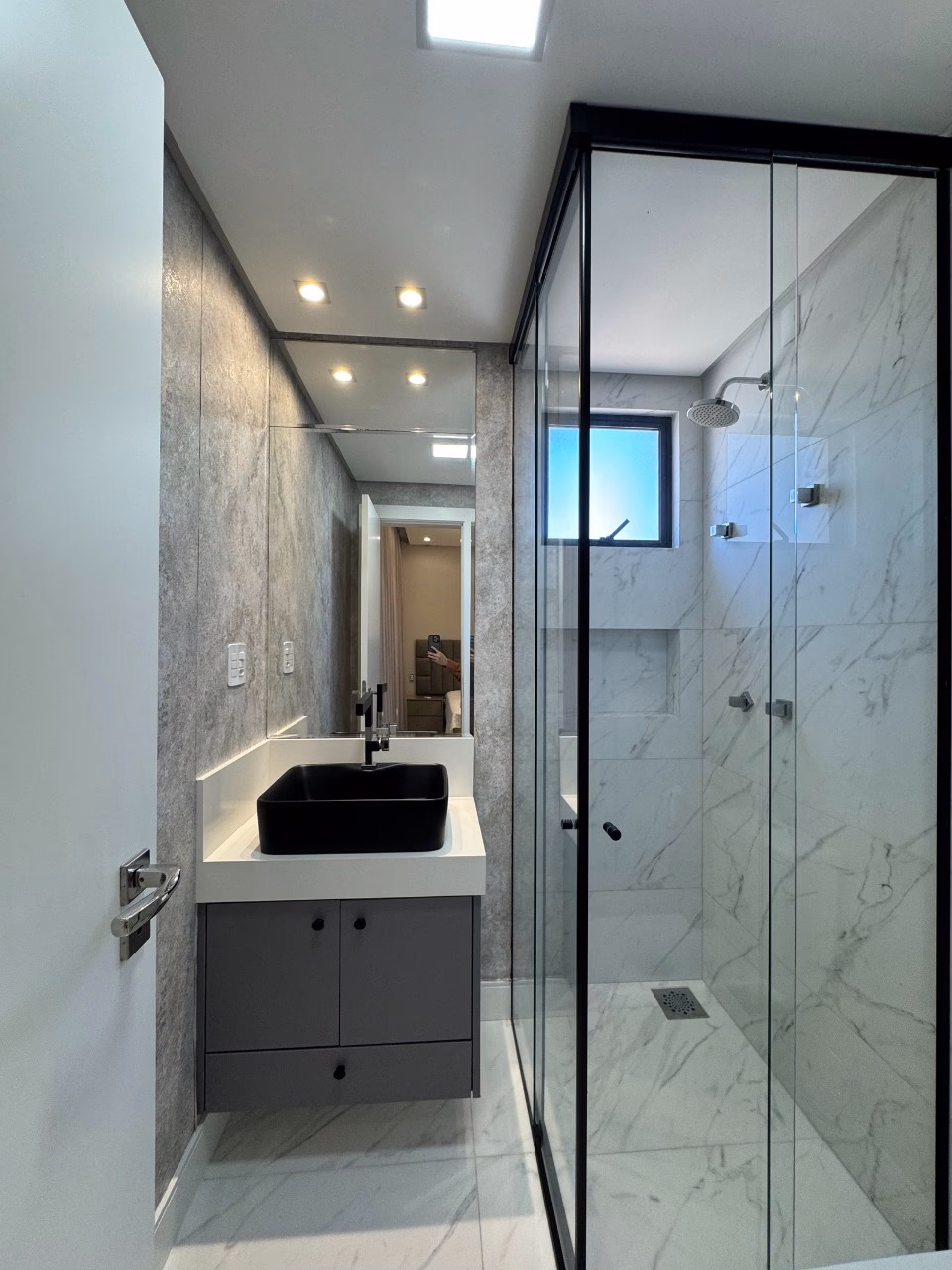 Apartamento 4 suítes em Meia Praia — Meia Praia, Itapema