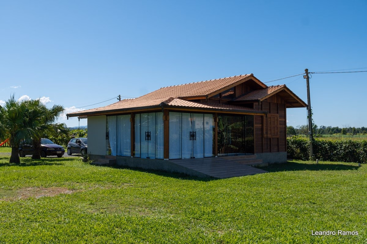 Imóvel 3 suítes em Ribanceira do Sul — Ribanceira do Sul, São João Batista