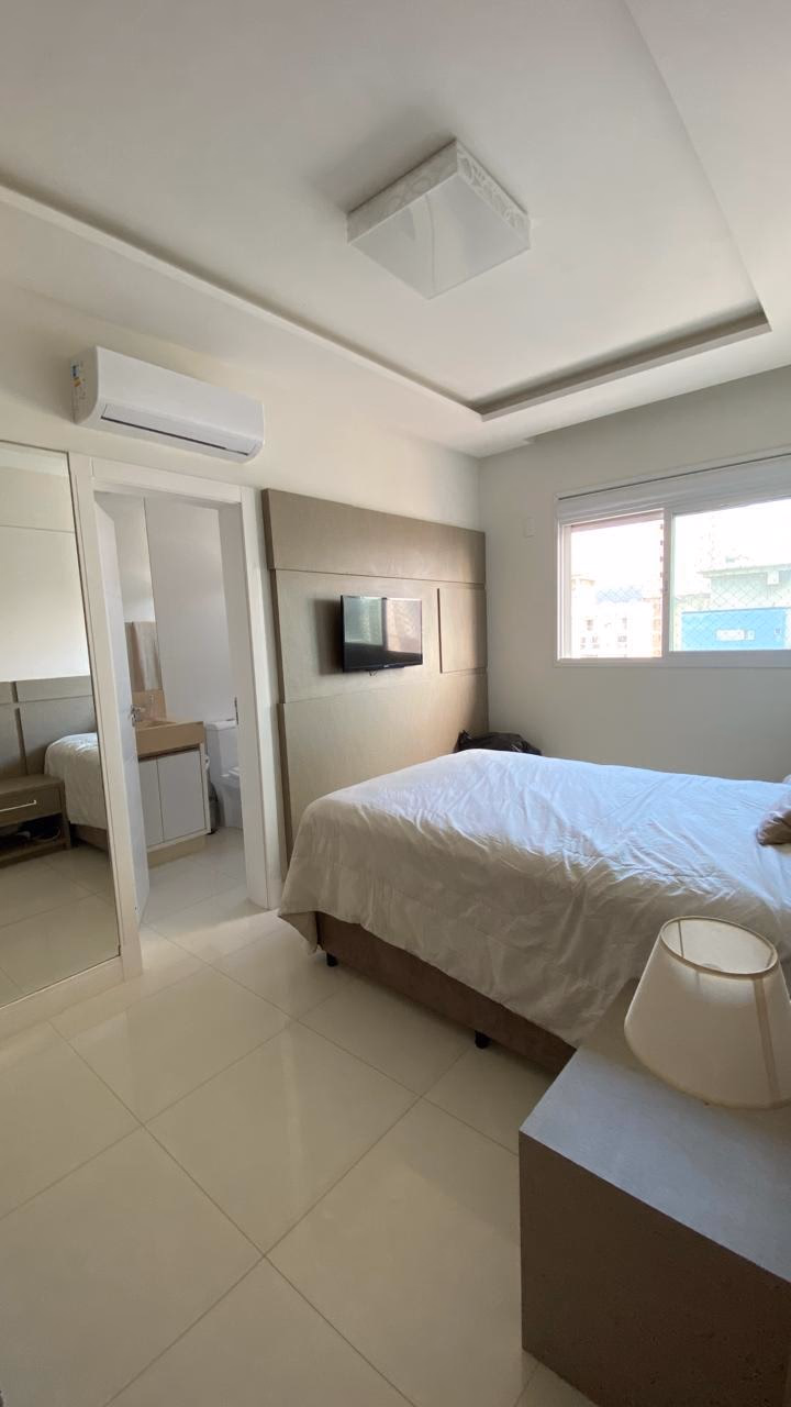 Apartamento 4 suítes em Meia Praia — Meia Praia, Itapema