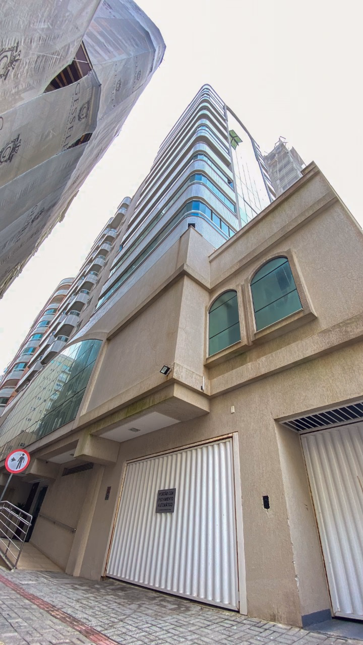 Viviane Residence — Meia Praia