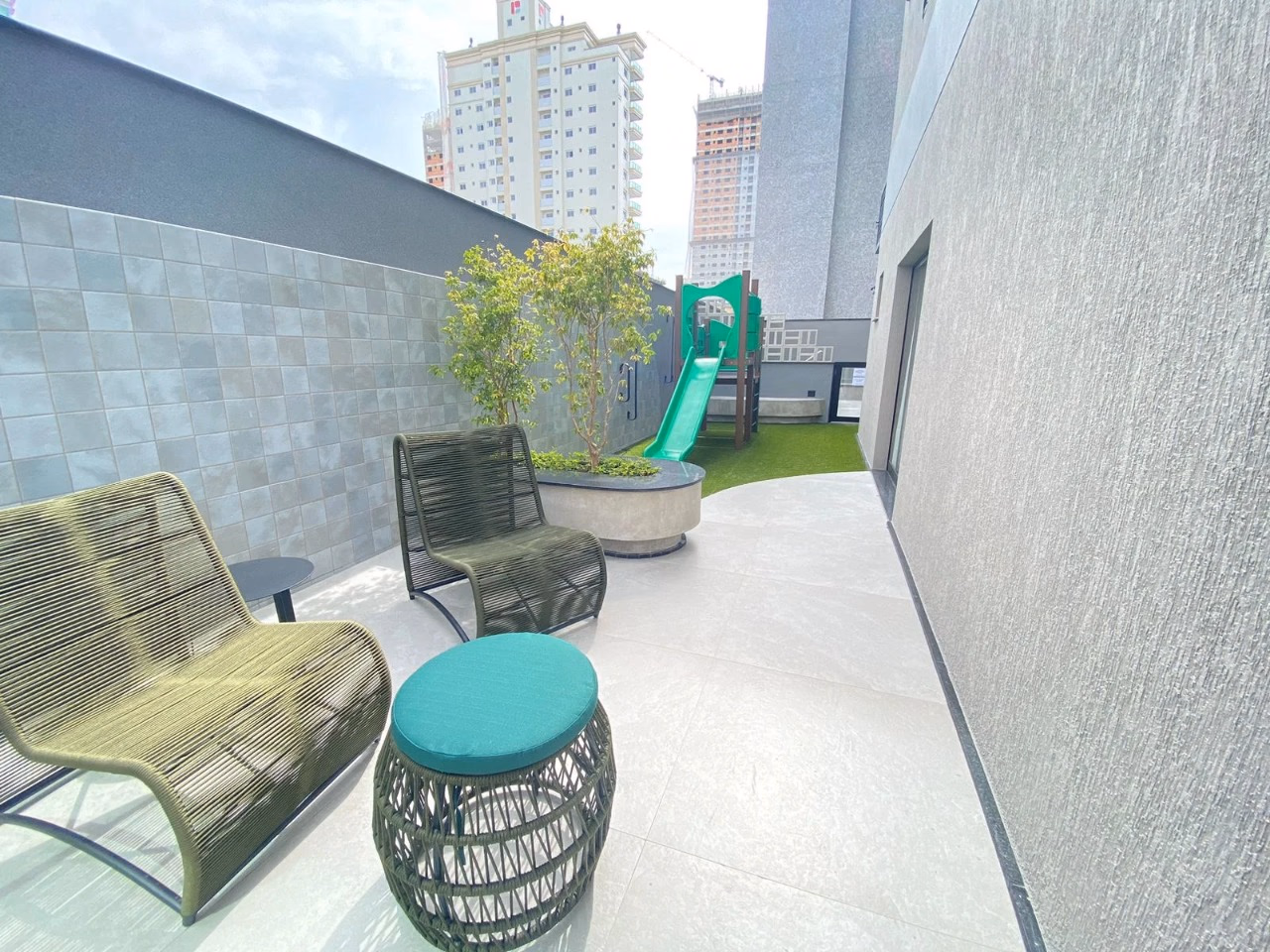Residencial Avant Garde - Rua 305, Bairro Meia Praia, Itapema - SC (1)