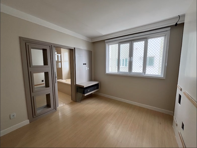 Apartamento 3 suítes em Centro — Centro, Itapema