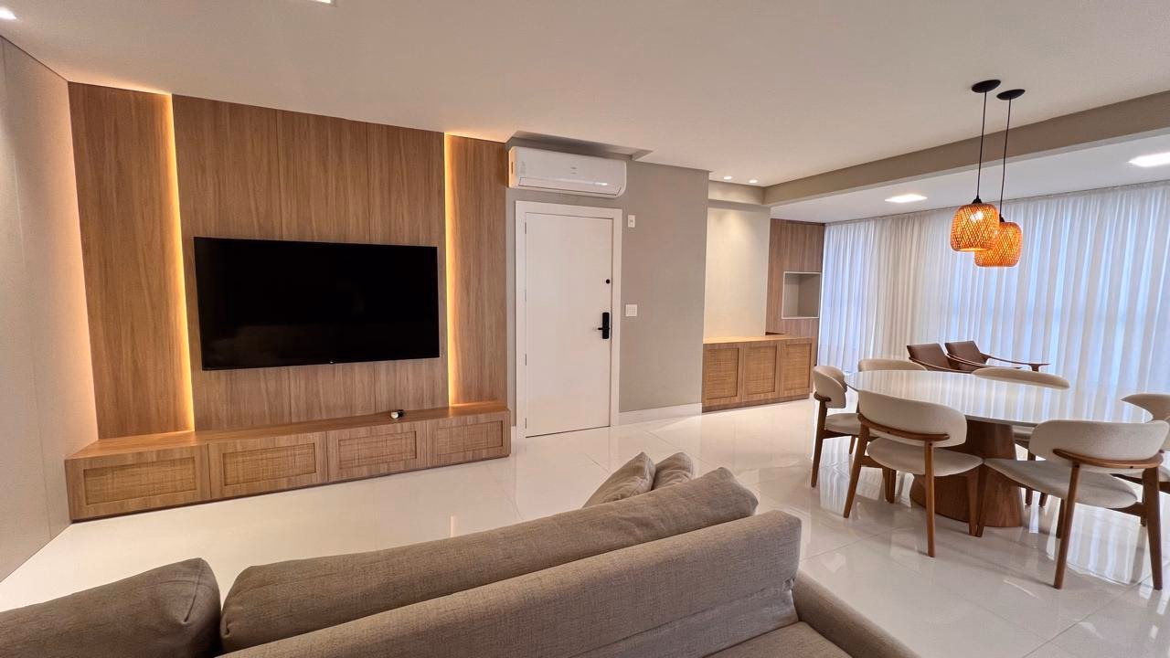 Apartamento 4 suítes em Meia Praia — Meia Praia, Itapema