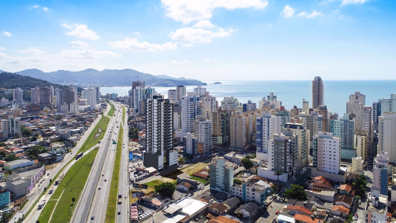 Sala comercial em Meia Praia — Meia Praia, Itapema