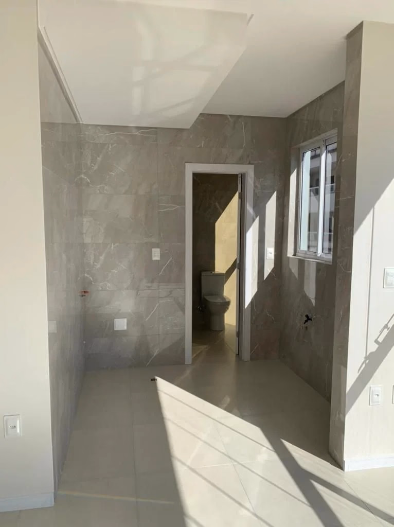 Apartamento 3 suítes em Meia Praia — Meia Praia, Itapema