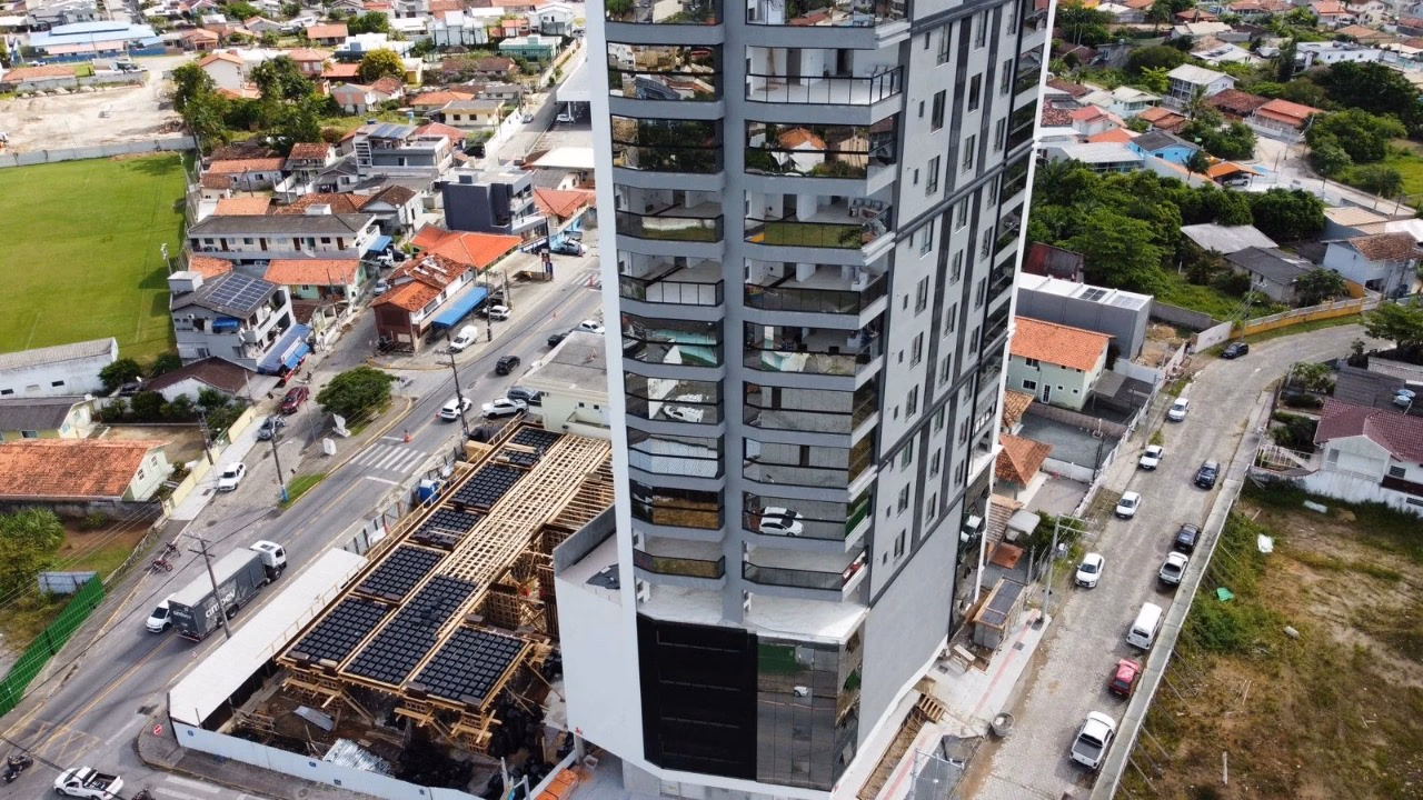 Mônaco Tour Residence — Balneário Perequê