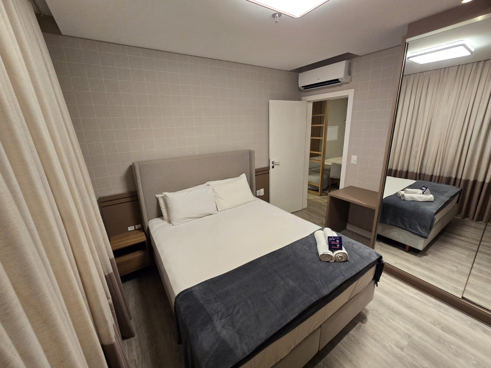 Apartamento 1 suíte em Meia Praia — Meia Praia, Itapema