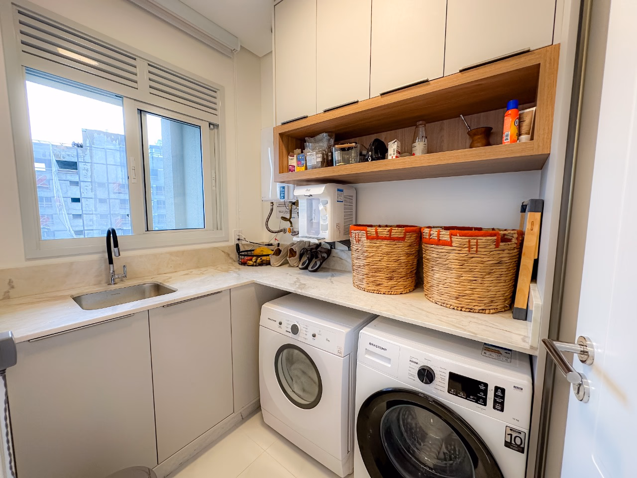 Apartamento 4 suítes em Centro — Centro, Itapema
