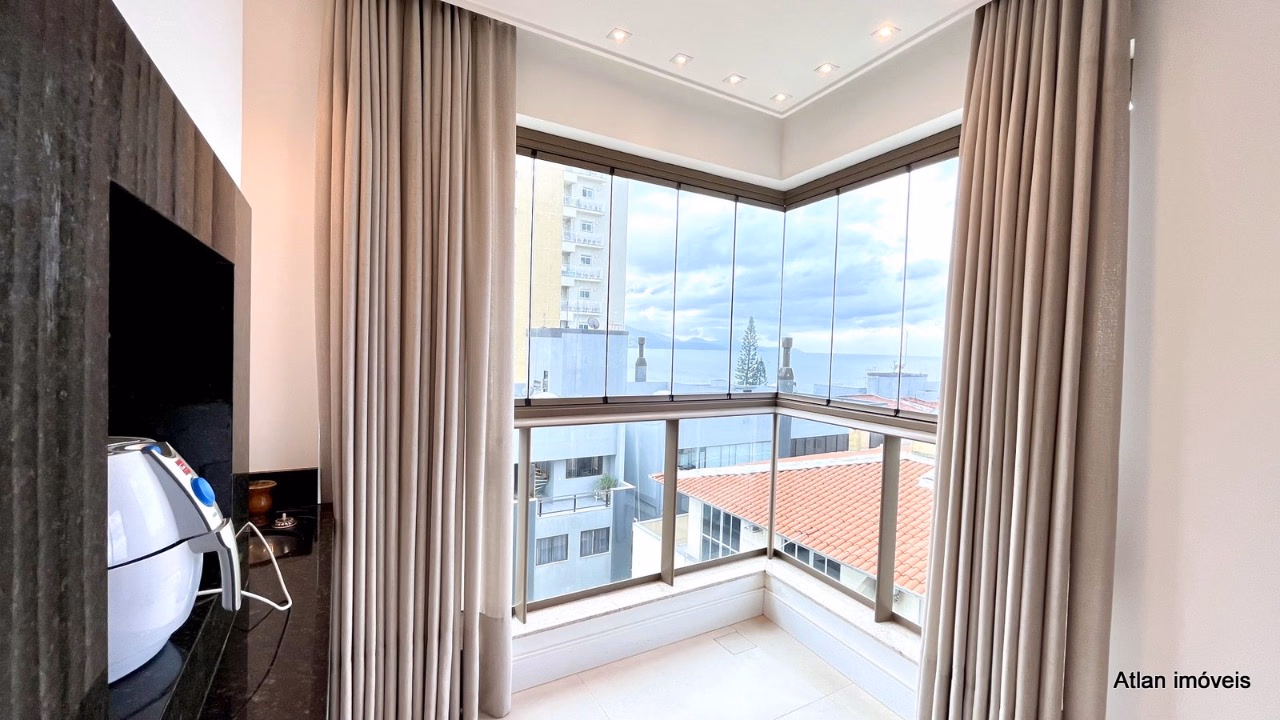 Apartamento 2 suítes em Meia Praia — Meia Praia, Itapema