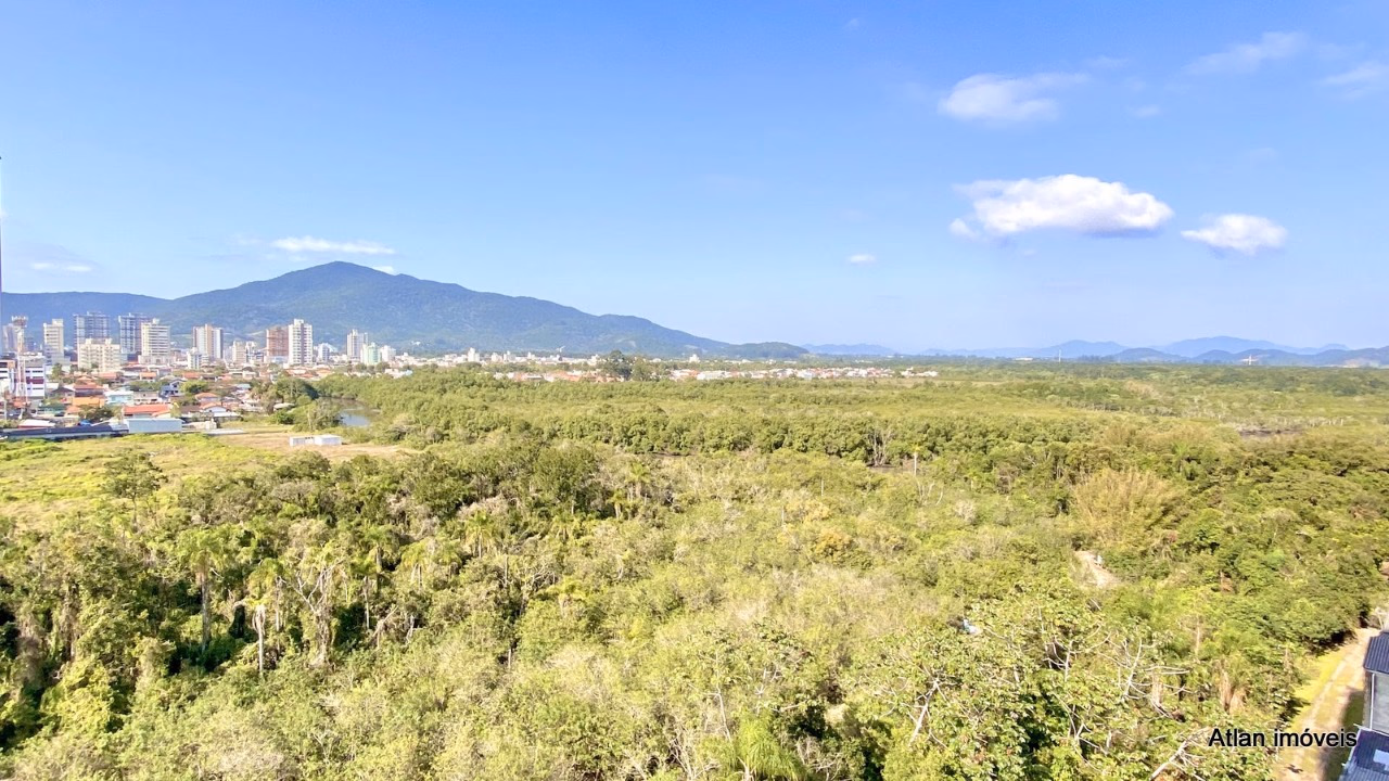 Apartamento 3 suítes em Meia Praia — Meia Praia, Itapema