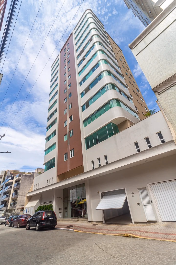 Atlantis Residencial — Meia Praia