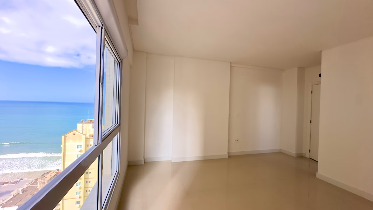 Apartamento 4 suítes em Meia Praia — Meia Praia, Itapema