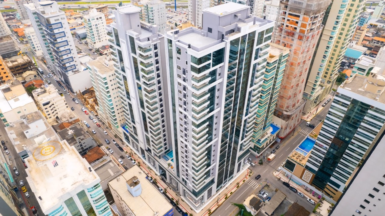 Times Square Residencial — Meia Praia