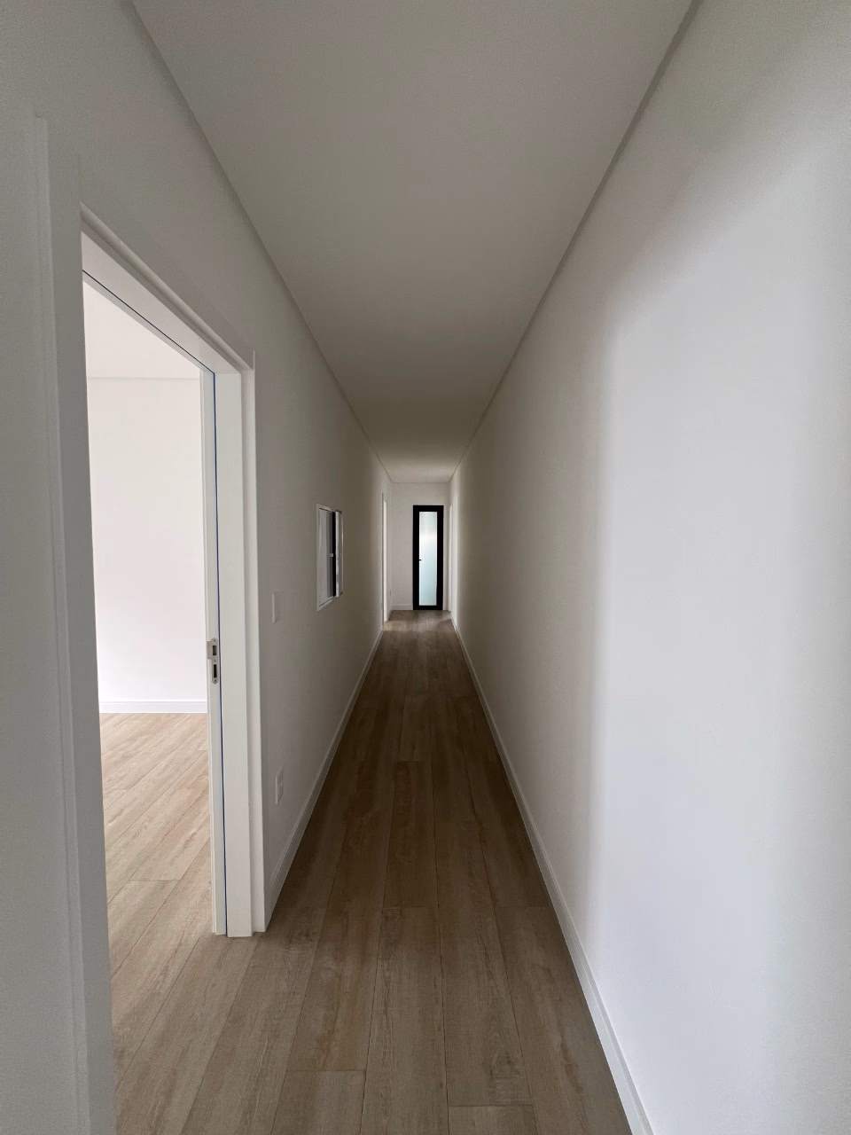 Apartamento 4 suítes em Meia Praia — Meia Praia, Itapema