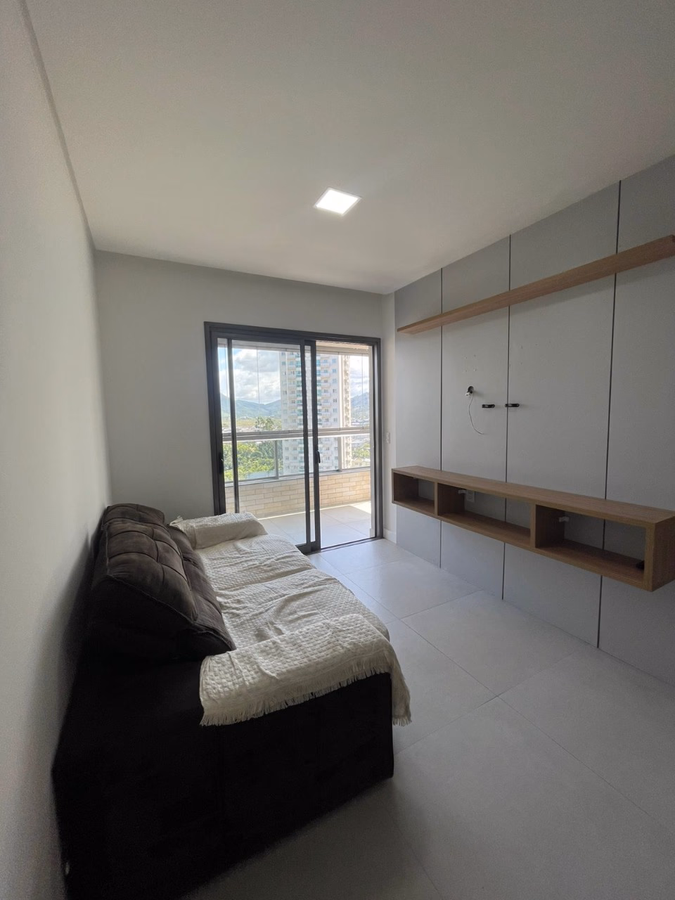 Apartamento 2 suítes em Meia Praia — Meia Praia, Itapema