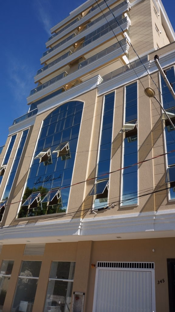 Brilhante Residencial — Meia Praia