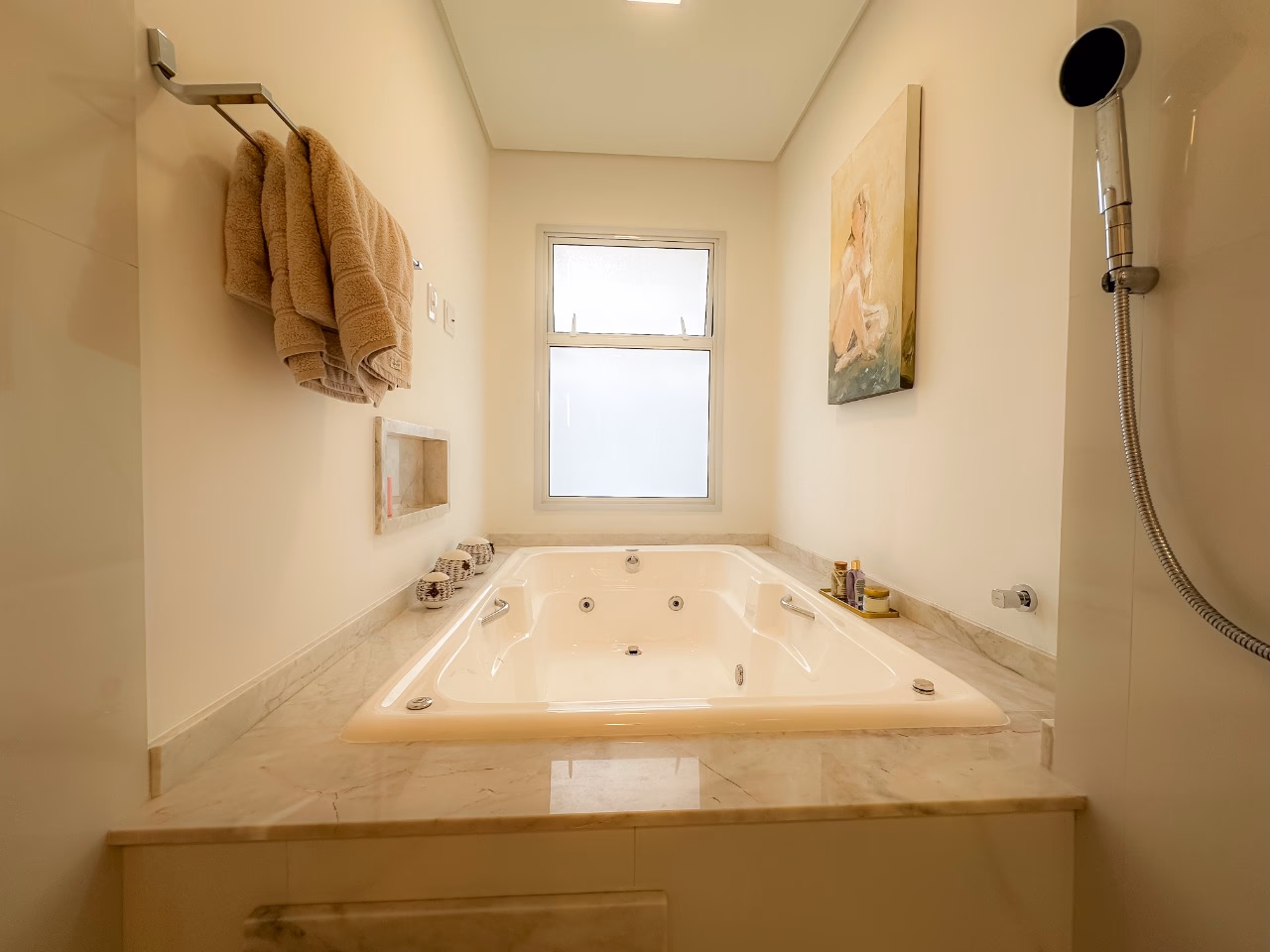 Apartamento 4 suítes em Centro — Centro, Itapema