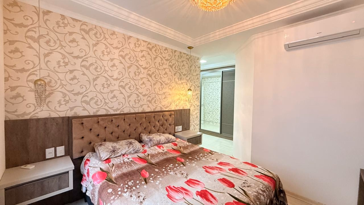 Apartamento 4 suítes em Meia Praia — Meia Praia, Itapema