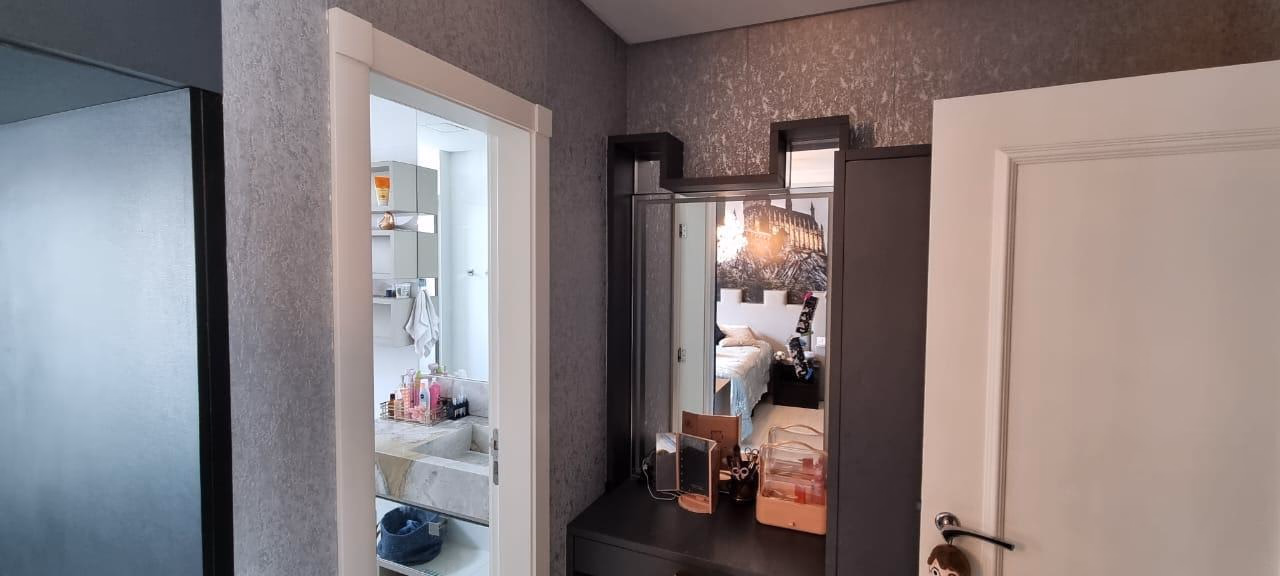 Apartamento 4 suítes em Meia Praia — Meia Praia, Itapema