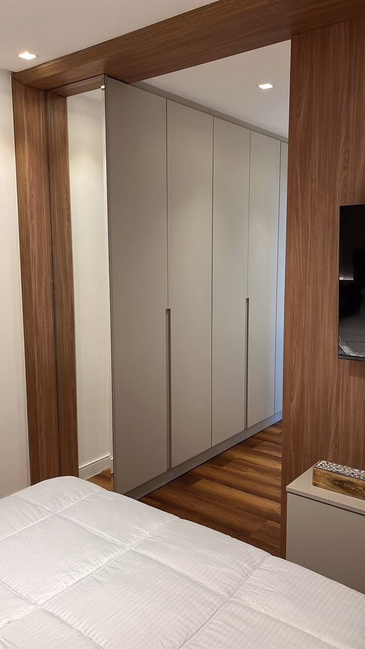 Apartamento 4 suítes em Meia Praia — Meia Praia, Itapema