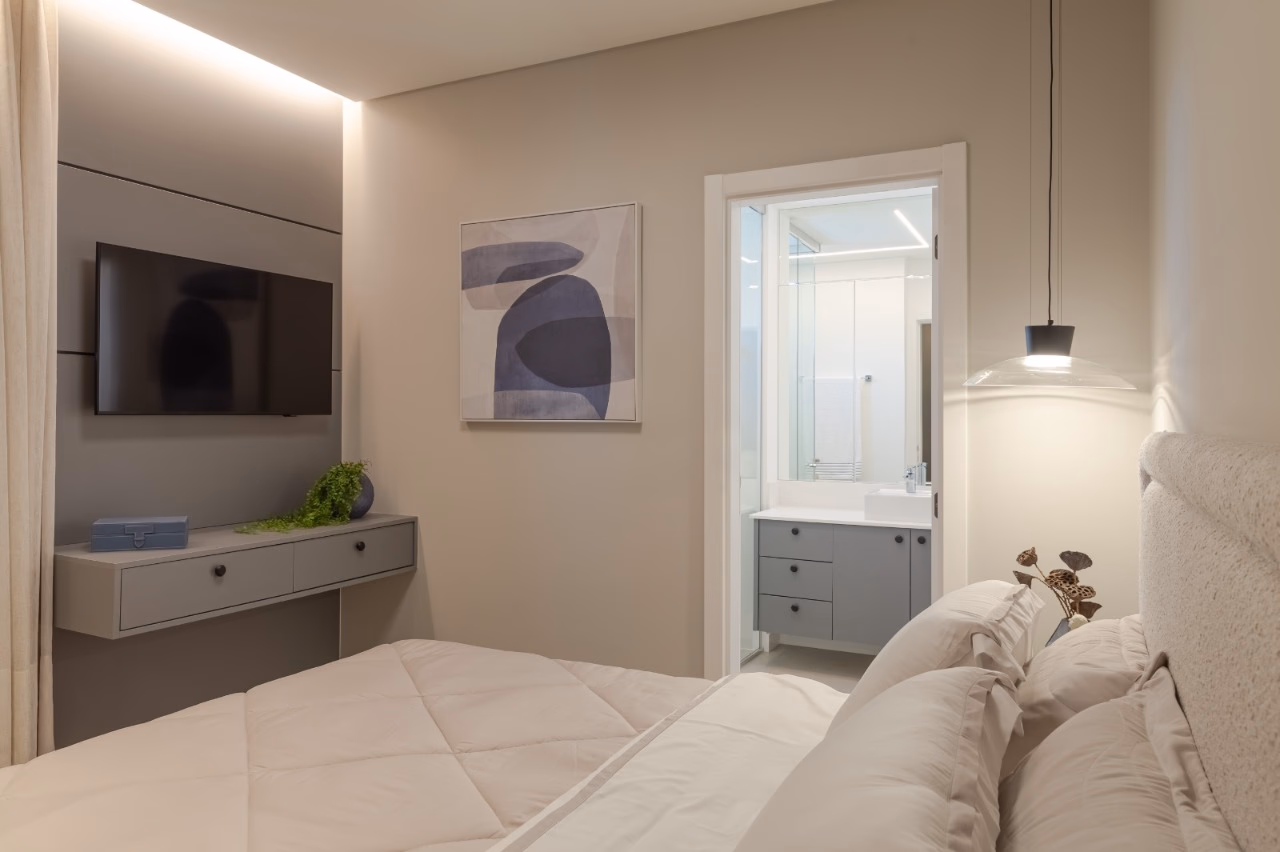 Apartamento 3 suítes em Meia Praia — Meia Praia, Itapema