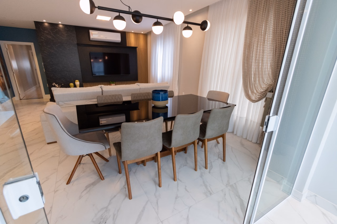 Apartamento 3 suítes em Meia Praia — Meia Praia, Itapema