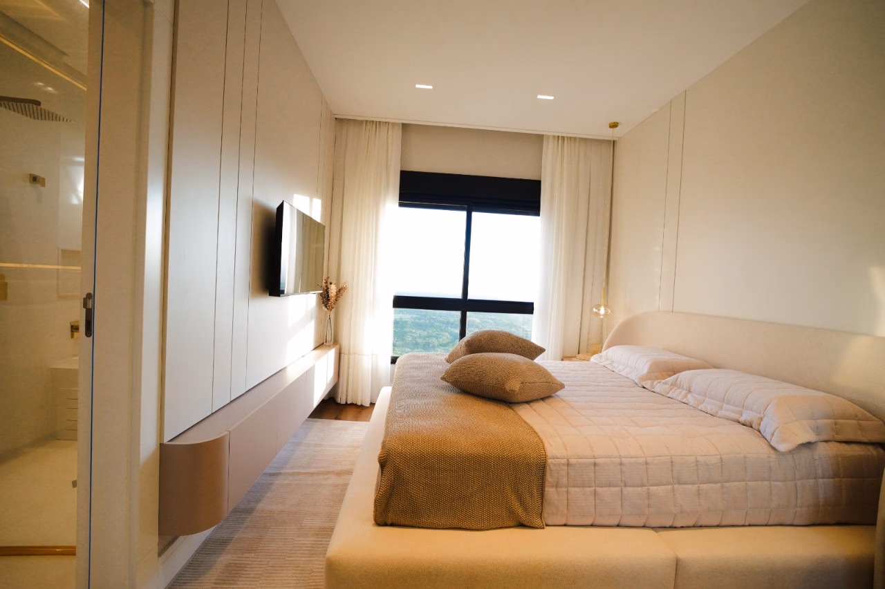 Apartamento 4 suítes em Meia Praia — Meia Praia, Itapema