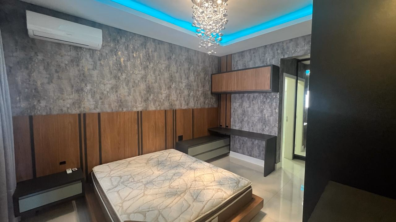 Apartamento 4 suítes em Meia Praia — Meia Praia, Itapema