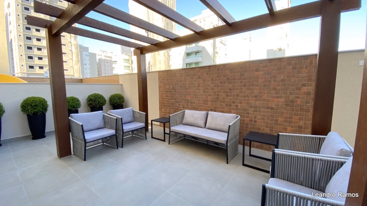 Residencial Porto Vila a venda em Meia Praia (16)