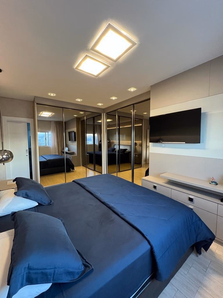Apartamento 3 suítes em Meia Praia — Meia Praia, Itapema