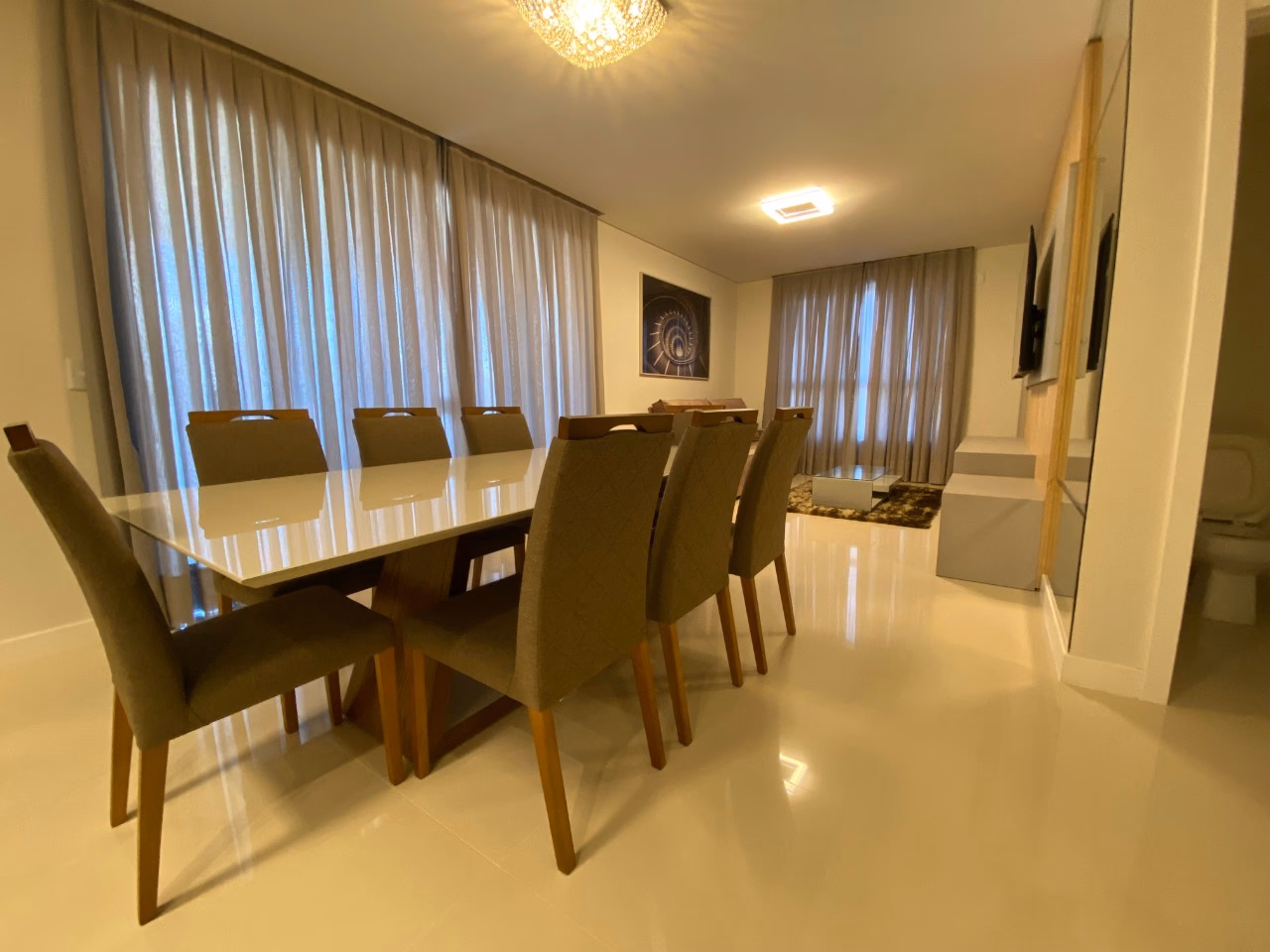 Apartamento 3 suítes em Meia Praia — Meia Praia, Itapema