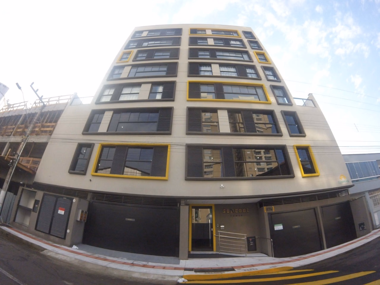 suncool tower — Meia Praia