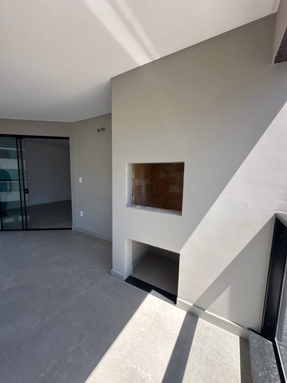 Apartamento 3 suítes em Meia Praia — Meia Praia, Itapema
