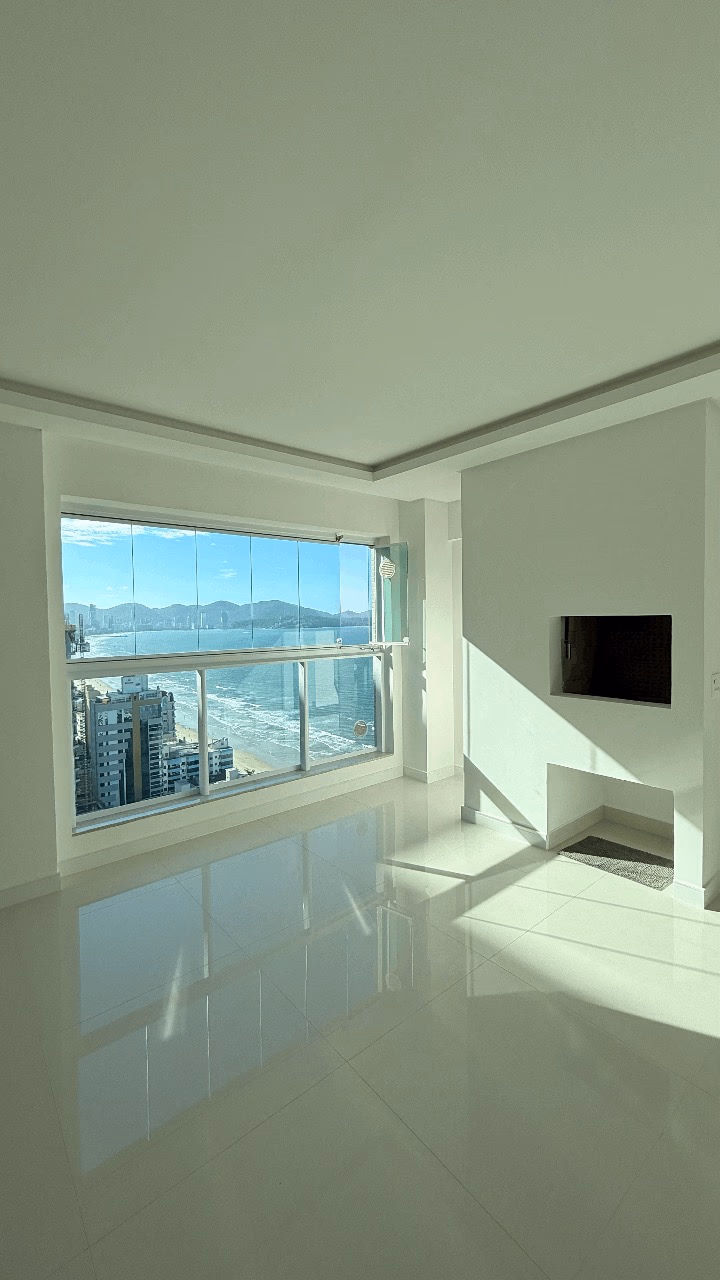 Apartamento 4 suítes em Meia Praia — Meia Praia, Itapema