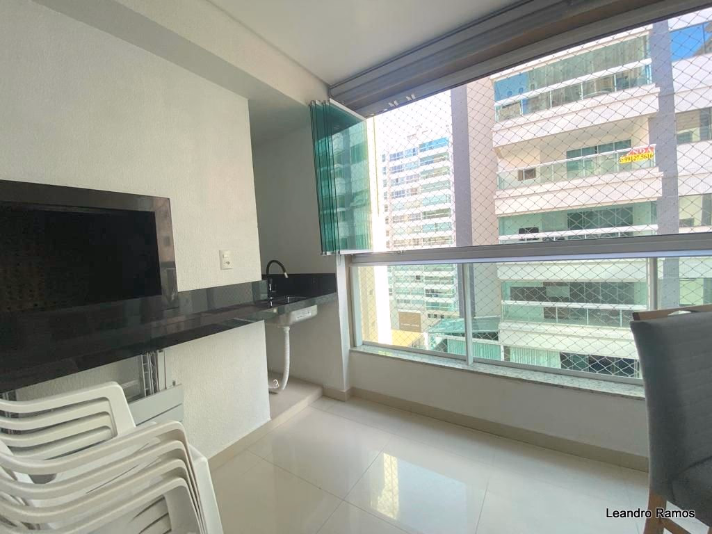Apartamento 3 suítes em Meia Praia — Meia Praia, Itapema