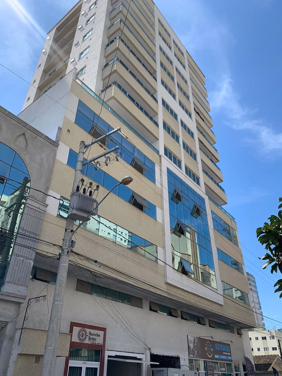 Aleandro Beber Residencial — Meia Praia