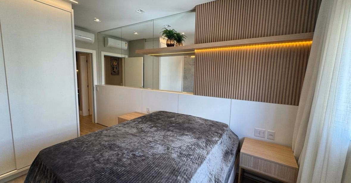 Apartamento 4 suítes em Meia Praia — Meia Praia, Itapema